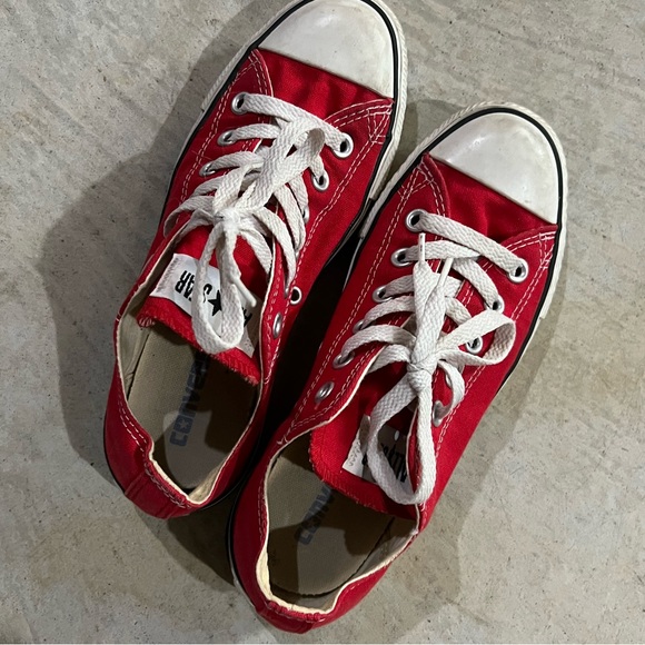 Red Unisex Converse - Picture 7 of 8